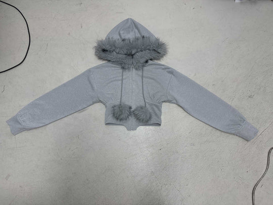 Damen nan kurzes Kapuzen‑Sweatshirt mit Kunstfellbesatz, Reißverschluss und Pompon-Kordeln Shop Nory