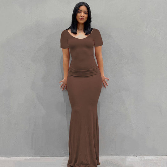 Damen Körperbetontes Maxi‑Jerseykleid mit taillierter Drapierung, langen Ärmeln und ausgestelltem Saum Shop Nory