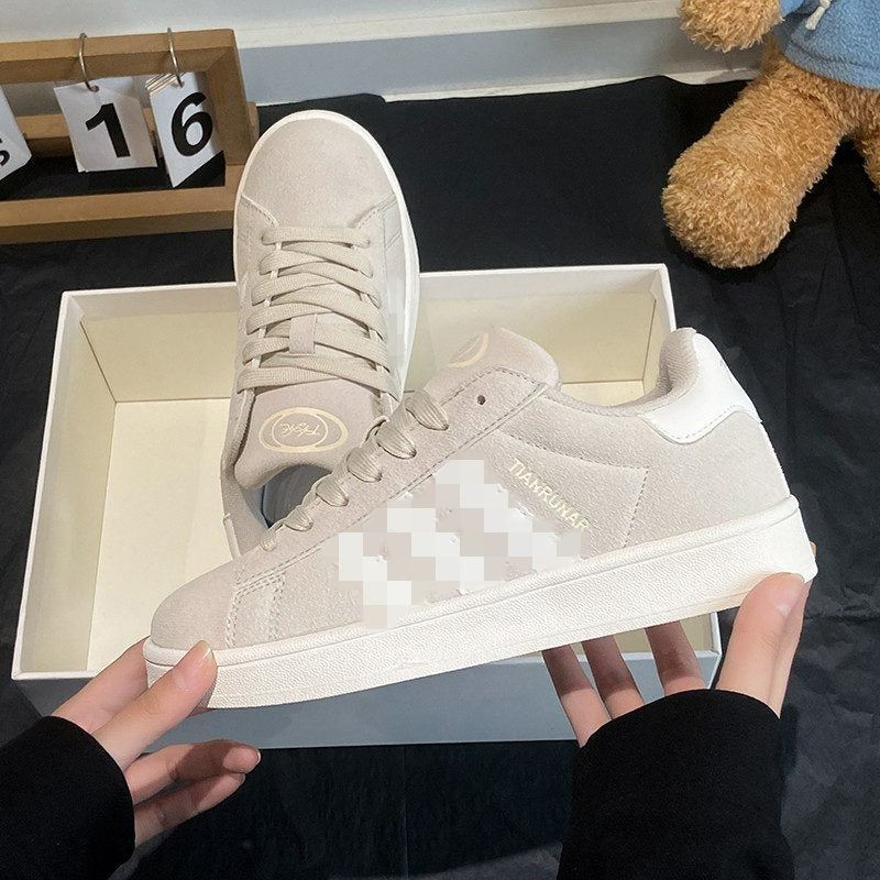 Damen niedriger Sneaker mit Gummisohle und Wildleder-Optik Shop Nory
