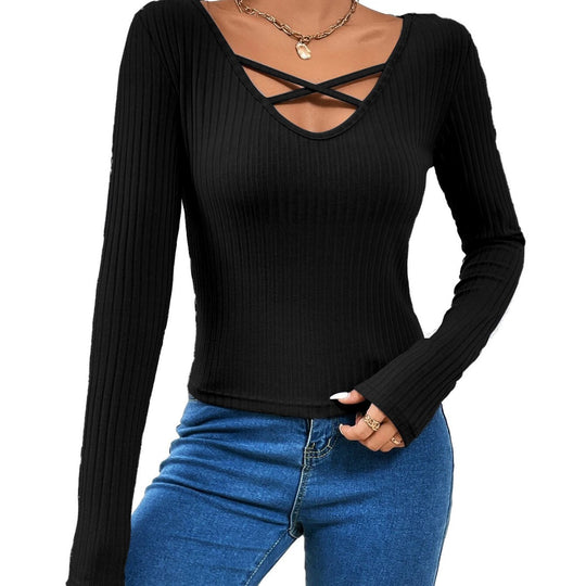 Damen geripptes Langarmshirt mit gekreuztem V‑Ausschnitt, ausgestellten Manschetten und figurbetonter Stretch-Passform Shop Nory
