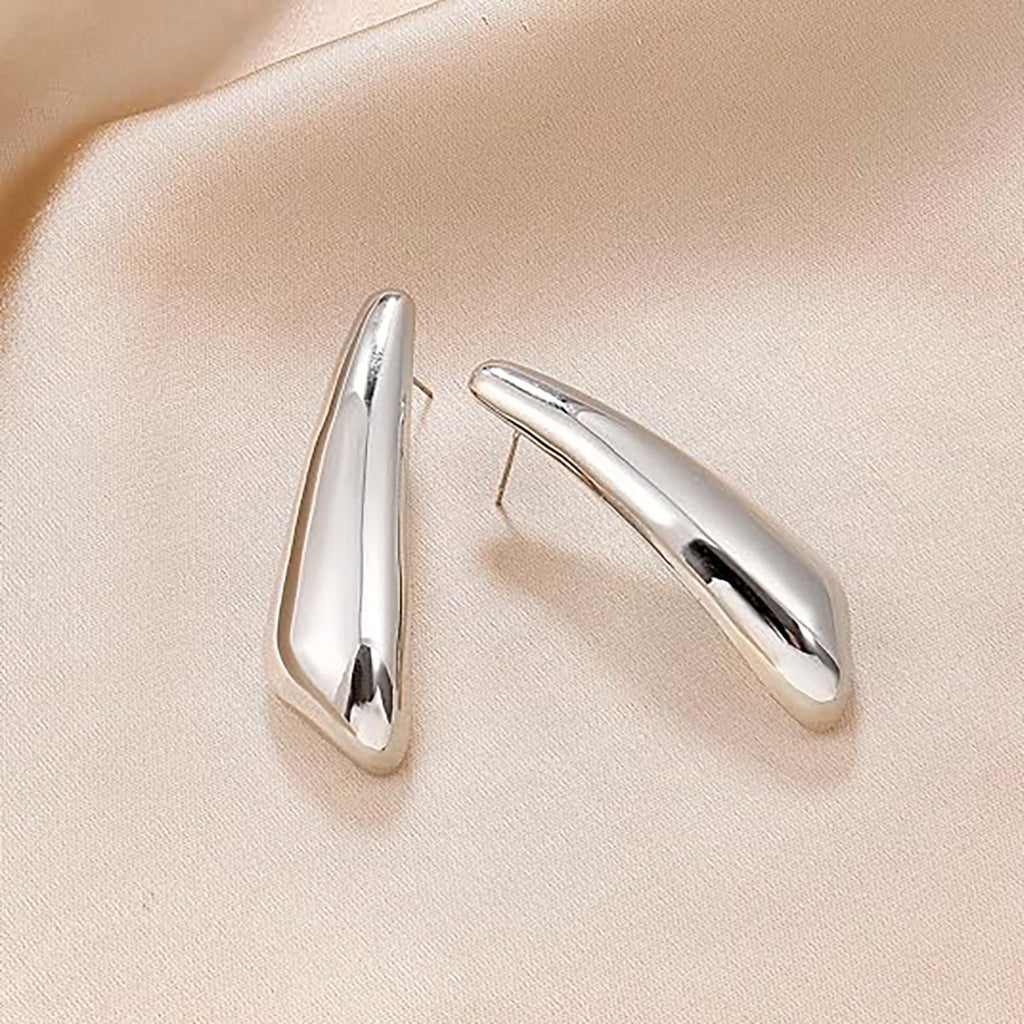 Damen modische Ohrringe im eleganten Skulpturdynamic Shop Nory