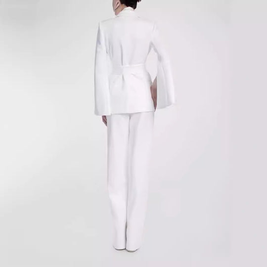 Damen Taillierter Cape-Blazer mit Bindegürtel und weiten Palazzohosen Shop Nory