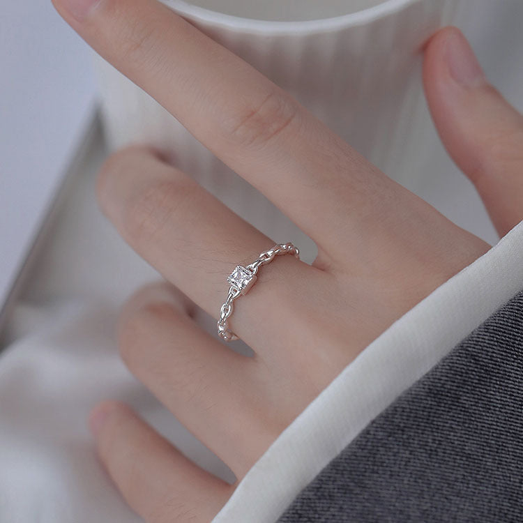 Damen filigraner Ring mit funkelndem Zirkonia Shop Nory