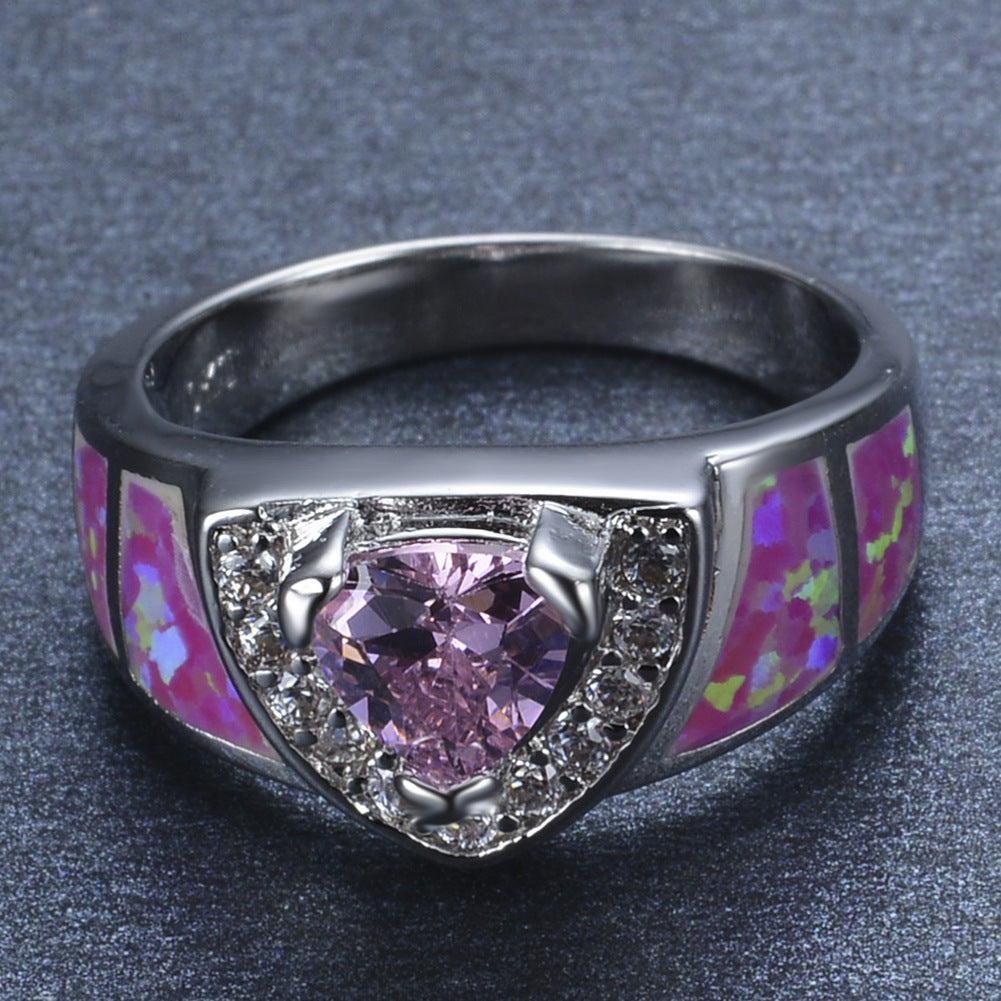 Damen Ring mit kunstvollem Design aus schimmerndem Opal und funkelnden Zirkonia Shop Nory