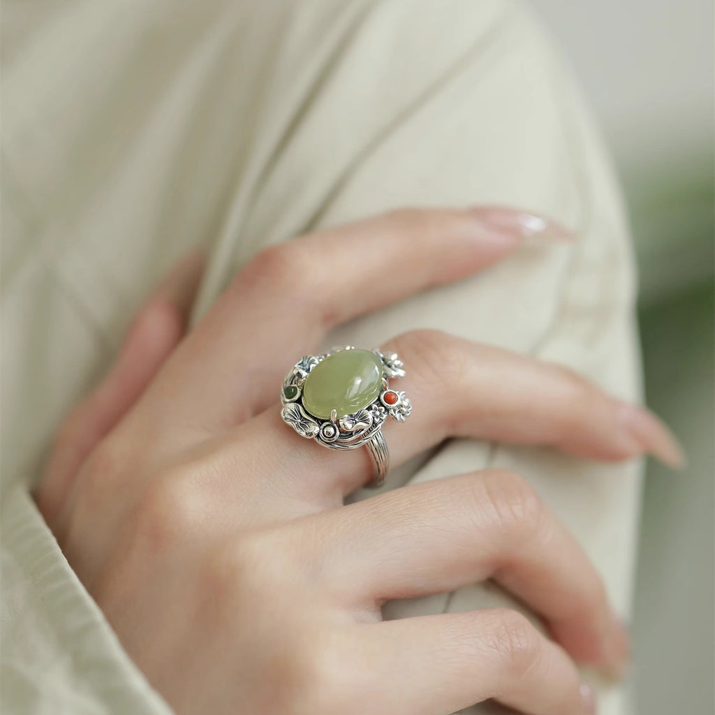Damenring mit floralen Verzierungen und elegantem Jade-Edelstein Shop Nory