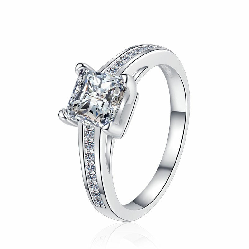 Damen Verlobungsring mit quadratischem Zirkonia und filigraner Fassung Shop Nory