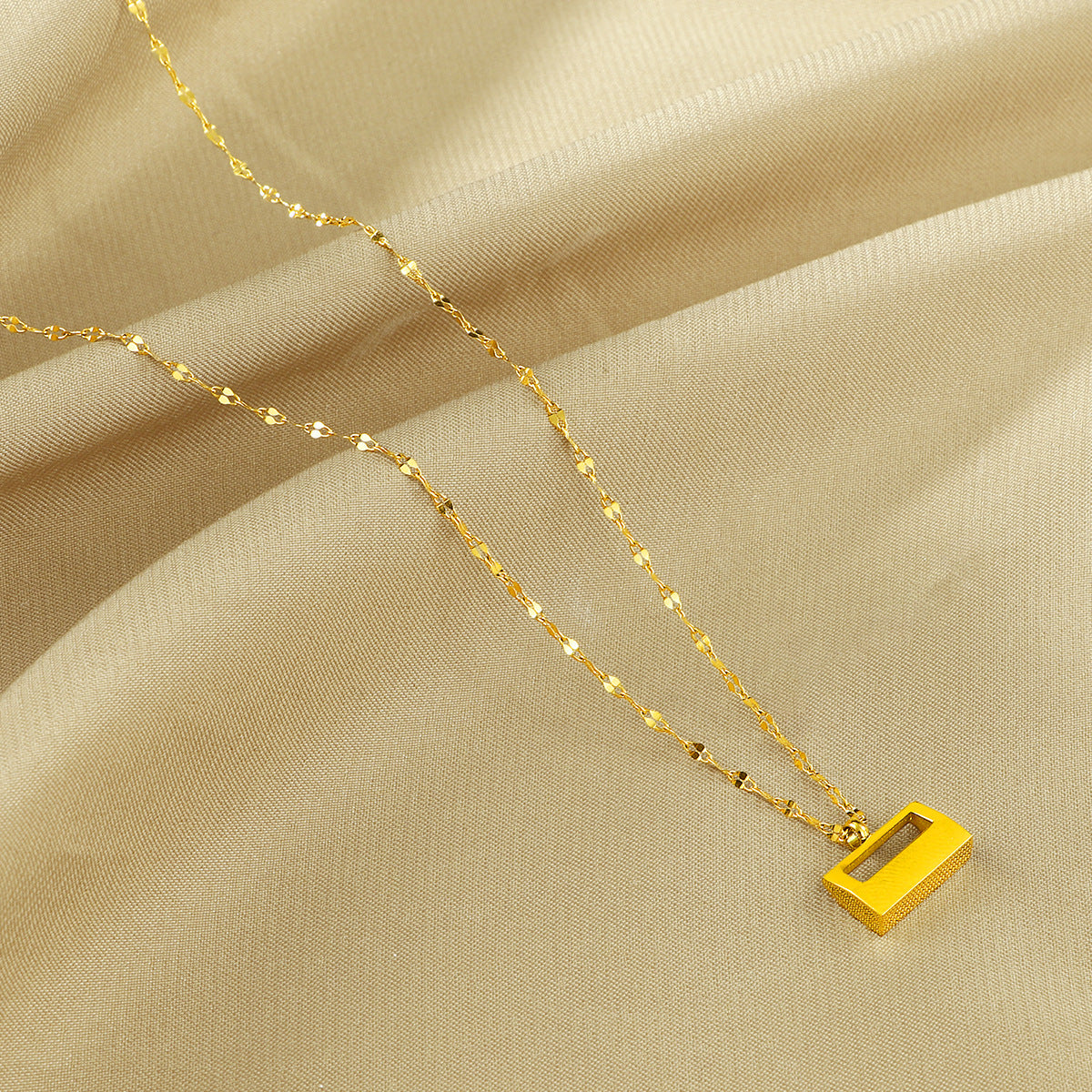 Frauen Modern Minimalistische Rechteck Anhänger Halskette Shop Nory