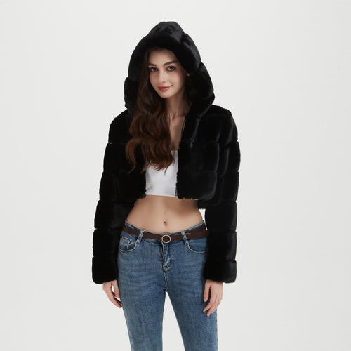 Damen Cropped Kunstpelzjacke mit gestepptem Panel‑Design und Kapuze Shop Nory
