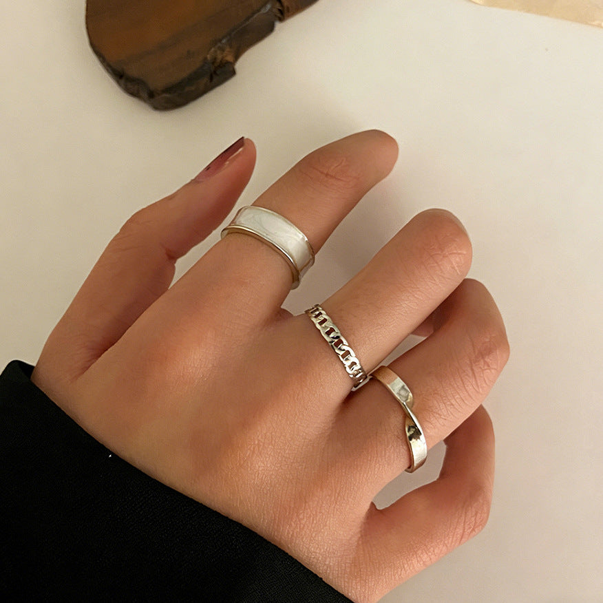 Damen Ring-Kollektion mit verschiedenen Designs und stilvollen Oberflächen Shop Nory