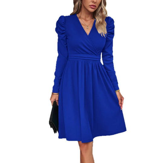 Damen Wickelkleid mit V-Ausschnitt, gerafften Puffärmeln und tailliertem Faltenrock Shop Nory
