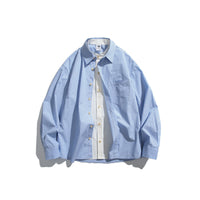 Blau gestreift