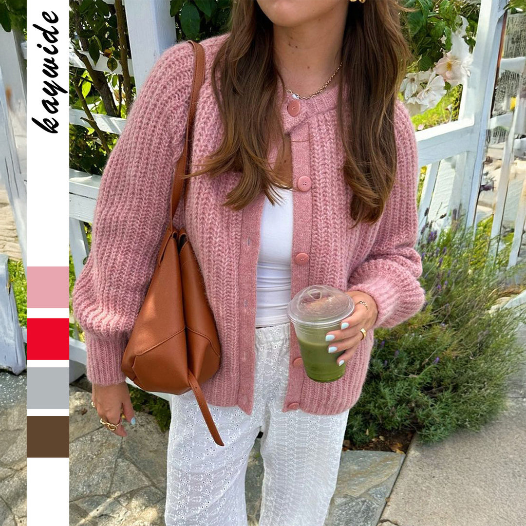 Damen nan grobgestrickter Oversize-Cardigan mit Kokosknopfleiste und überschnittener Schulter Shop Nory