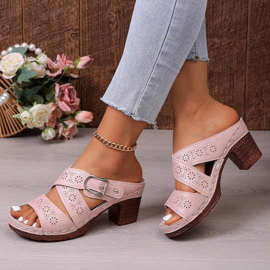 Damen Sandaletten mit mittelhohem Blockabsatz, perforiertem Obermaterial und verstellbarer Schnalle Shop Nory
