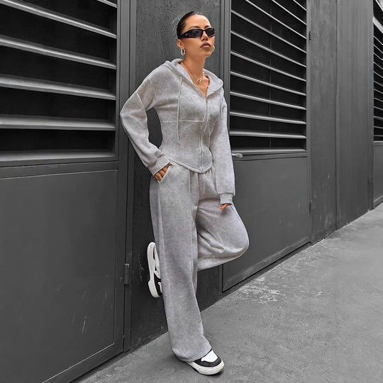 Damen Zip-Hoodie und weite Sweatpants Set mit taillierter Nahtführung Shop Nory