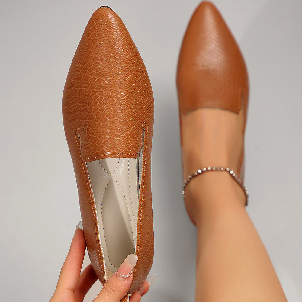 Damen elegante und bequeme Ballerinas mit spitzem Design Shopnory