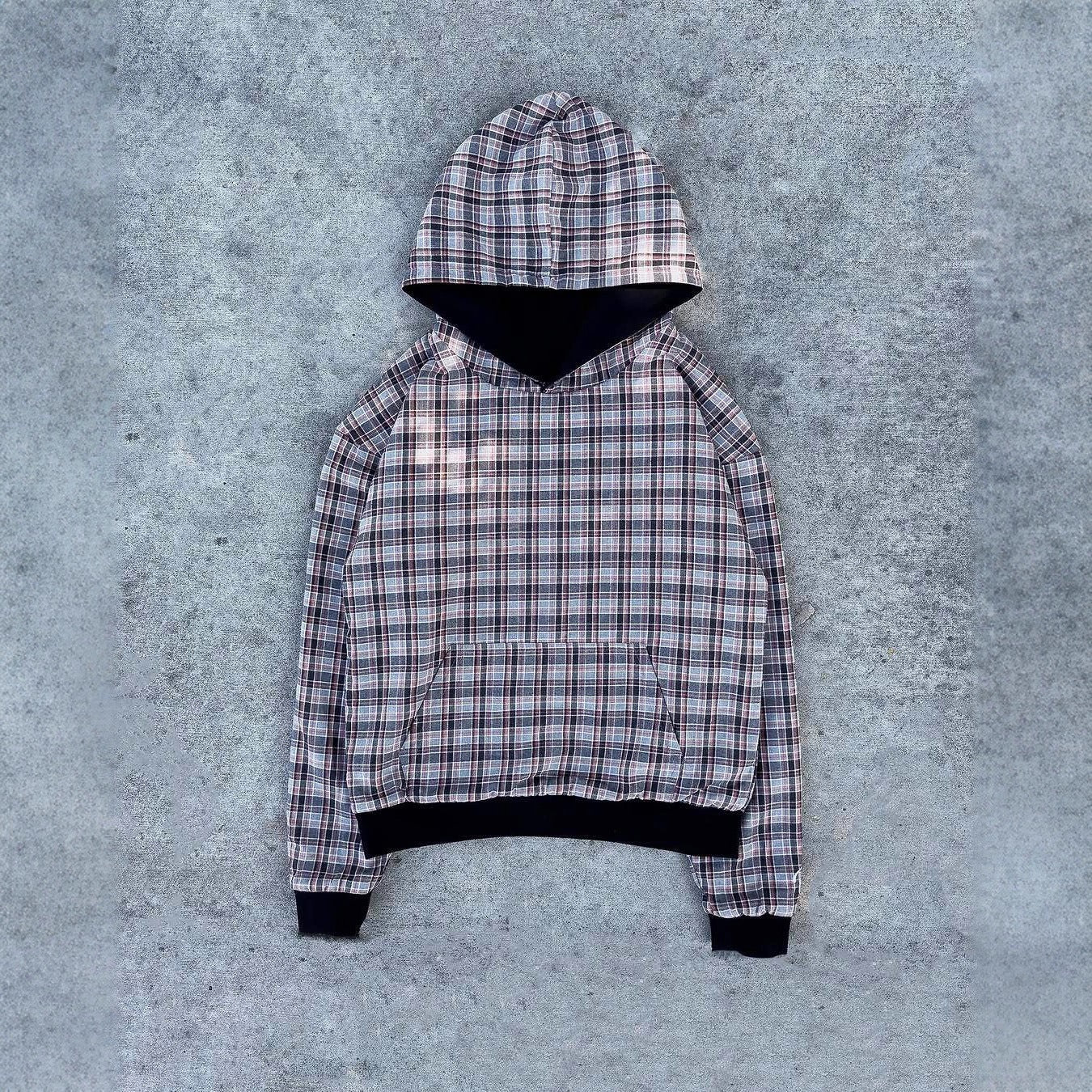 Damen Kapuzenpullover mit modernem Karo-Futter