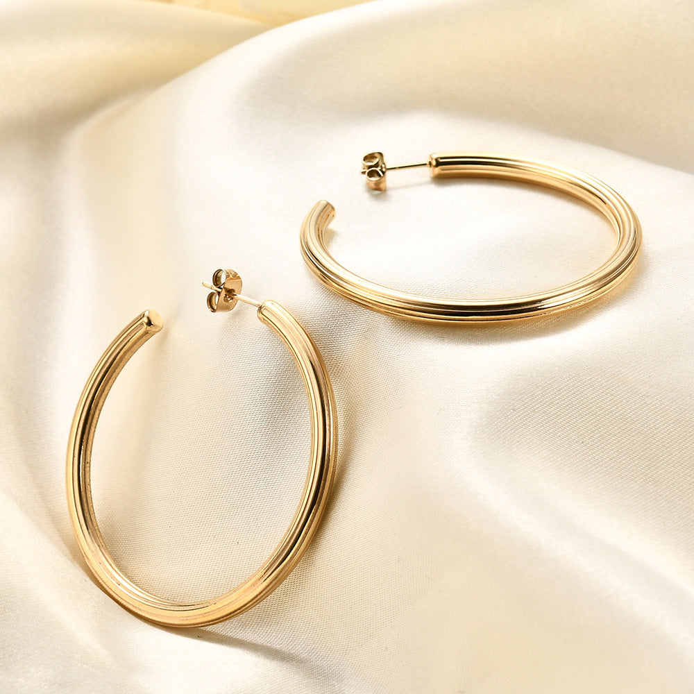 Damen Creolen mit elegantem, geripptem Design Shop Nory