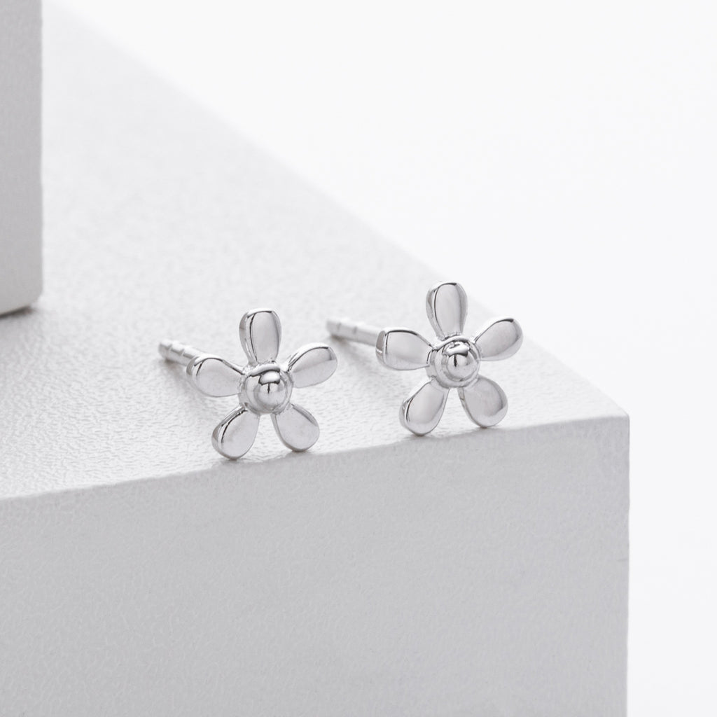 Damen Ohrstecker im floralen Design aus hochwertigem 925 Sterling Silber Shop Nory