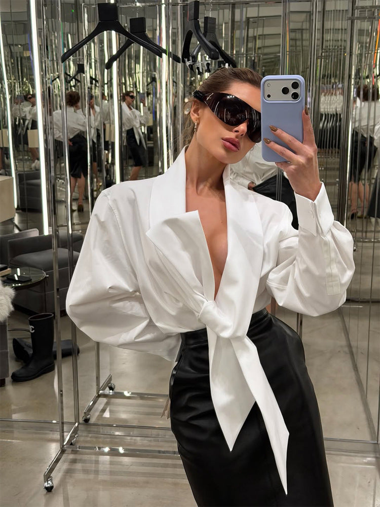 Damen Taillierte Bluse mit XXL-Volumenärmeln und Vorderknoten Shop Nory