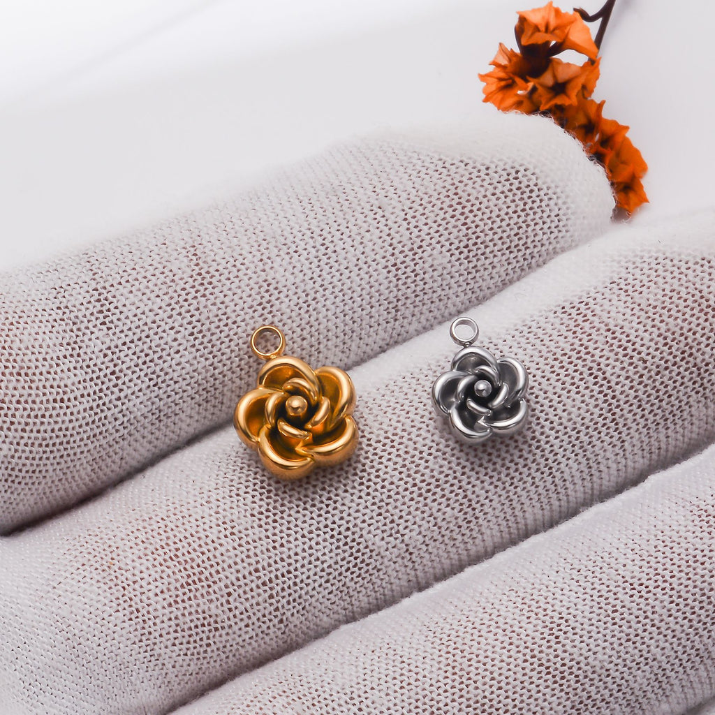 Damen Anhänger in Blumenform aus hochwertigem Metall Shop Nory