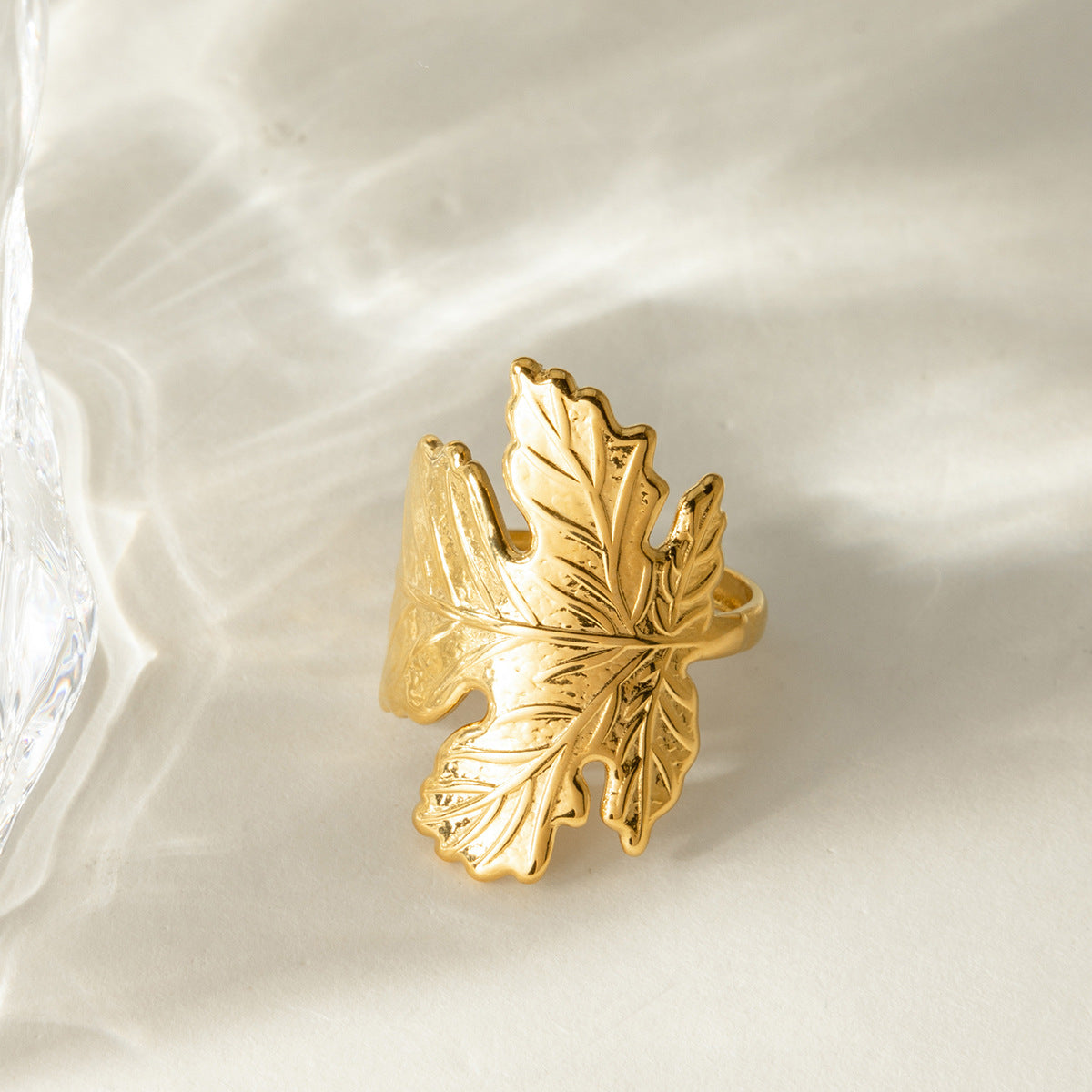 Damen Eleganter und modischer Ring aus rostfreiem Stahl mit Blattdesign Shop Nory