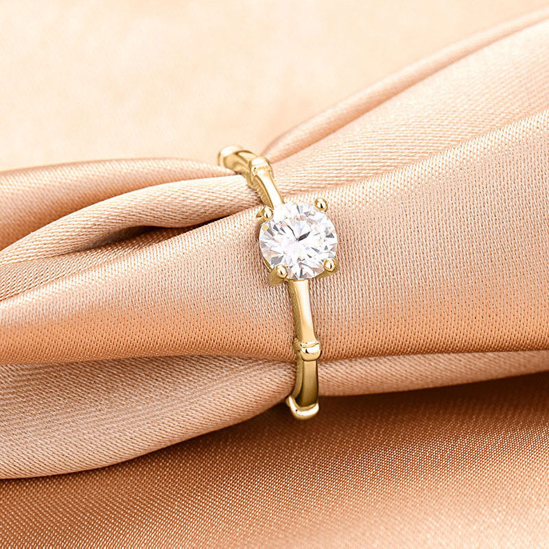 Damen eleganter und funkelnder Goldring mit hochwertigem Kristall Shop Nory