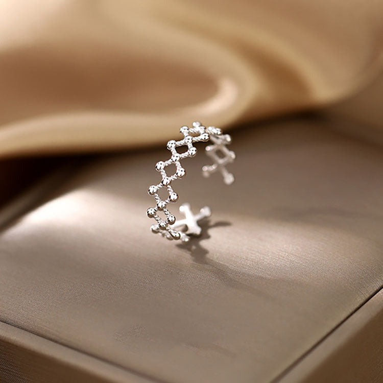 Damen filigree ring in modern vintage design Shop Nory