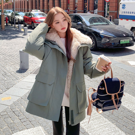 Damen nan urbaner Kurzparka mit Teddyfutter, großzügigen Pattentaschen und verdecktem Zwei-Wege-Reißverschluss Shop Nory