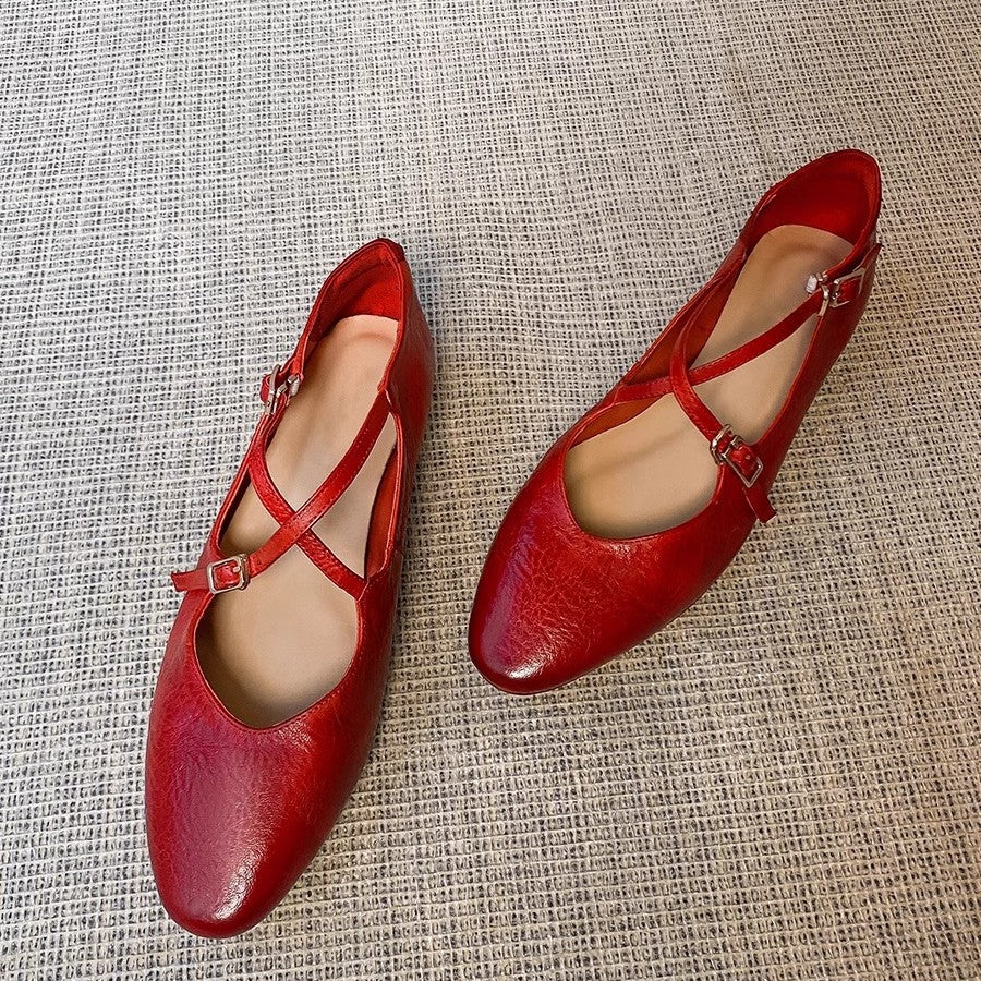 Damen Ballerinas mit kreuzförmigem Riemen und eleganter Spitze