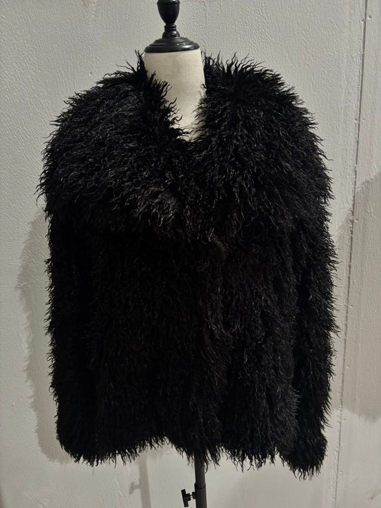 Damen Kurzbolero im Boxy-Cut aus veganem Shaggy-Kunstpelz mit XXL-Schalkragen Shop Nory