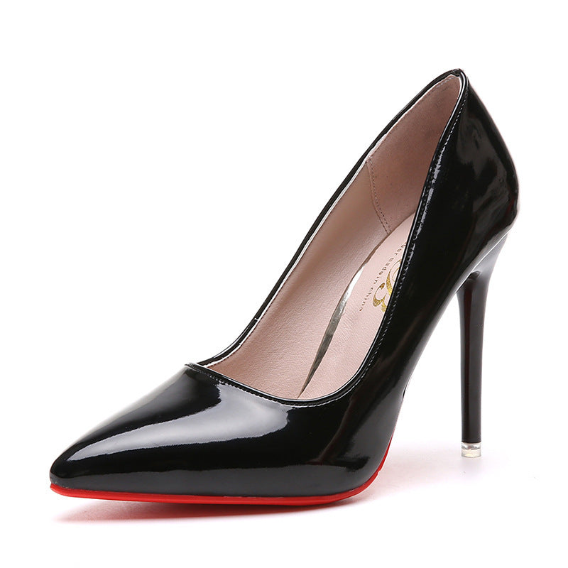 Damen elegante High Heels mit spitzem Schuhprofil und glänzender Oberfläche Shopnory