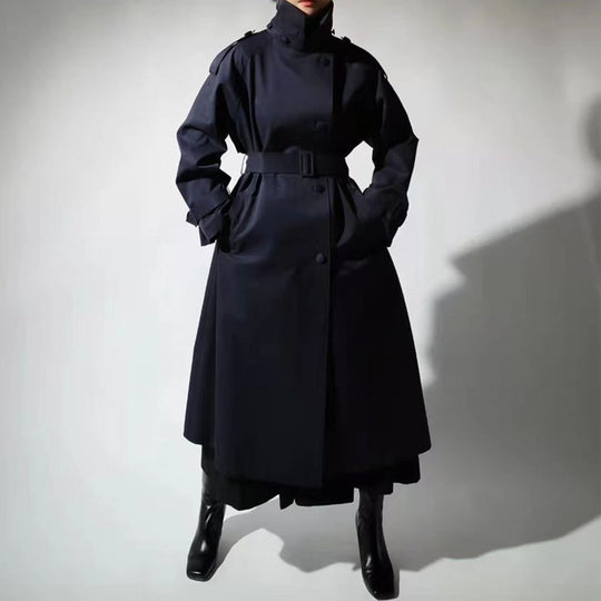 Damen Maxilanger Manteltrench mit verdeckter Knopfleiste, hohem Stehkragen und Taillengürtel Shop Nory