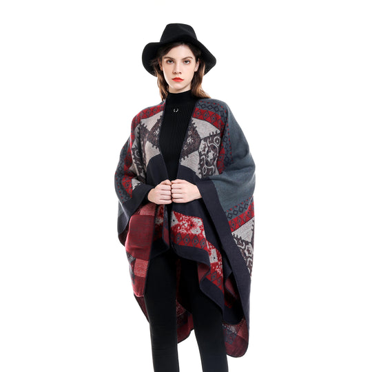Damen Oversize Strickponcho mit folklorischem Jacquardmuster Shop Nory