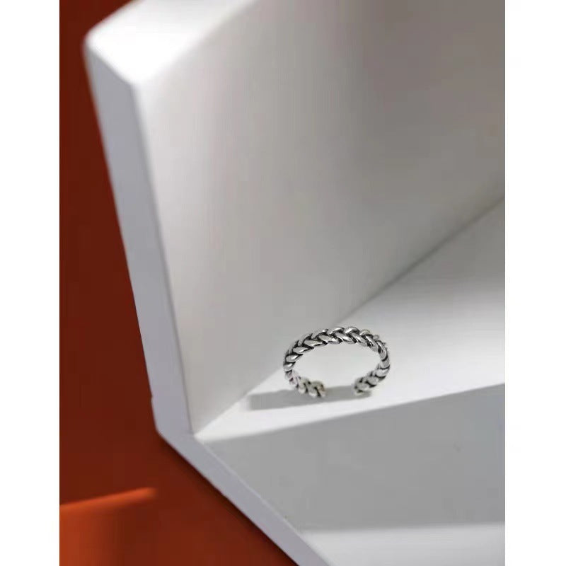 Damen modischer Ring mit geflochtenem Design Shop Nory