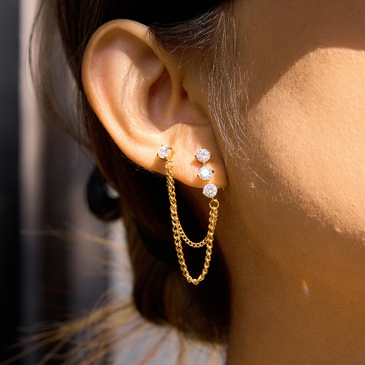 Damen Ohrhänger mit Perlenschmuck und elegantem Kettendesign Shop Nory