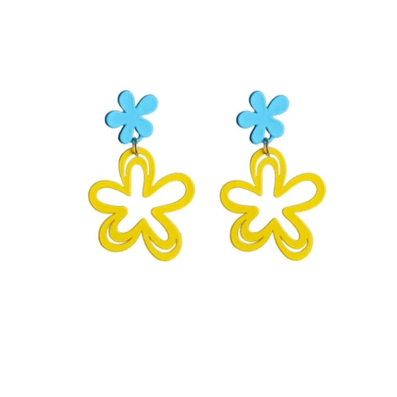 Damen Ohrringe im verspielten Blumen-Design Shop Nory