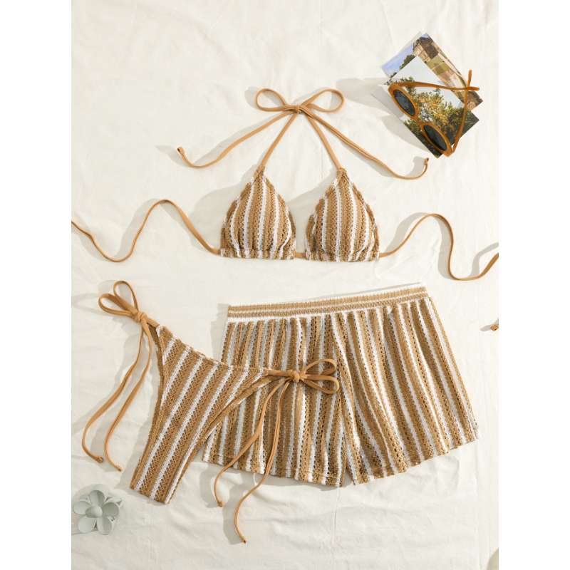 Damen Triangel-Bikini mit luftiger Rüschenshorts