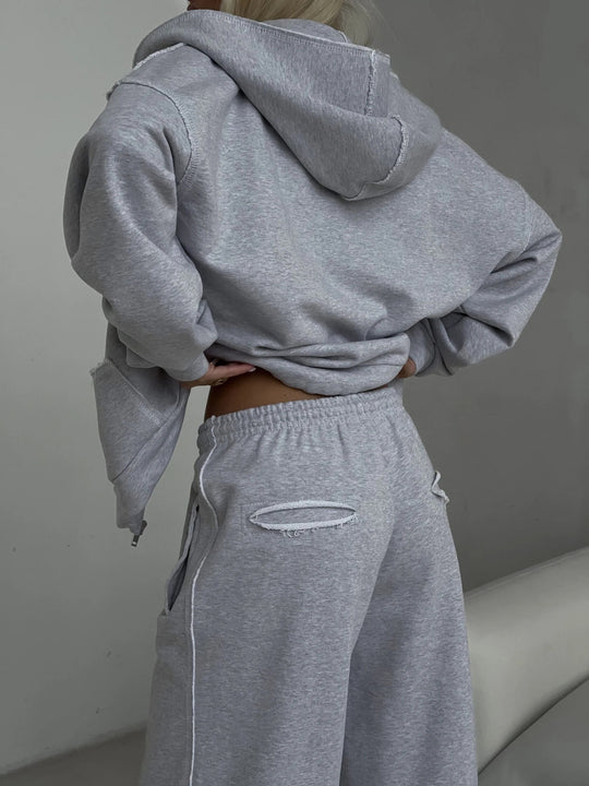 Damen oversized kurz geschnittener Kapuzenpullover und hochtaillierte Jogginghose Set aus Bio-Baumwollfleece Shop Nory