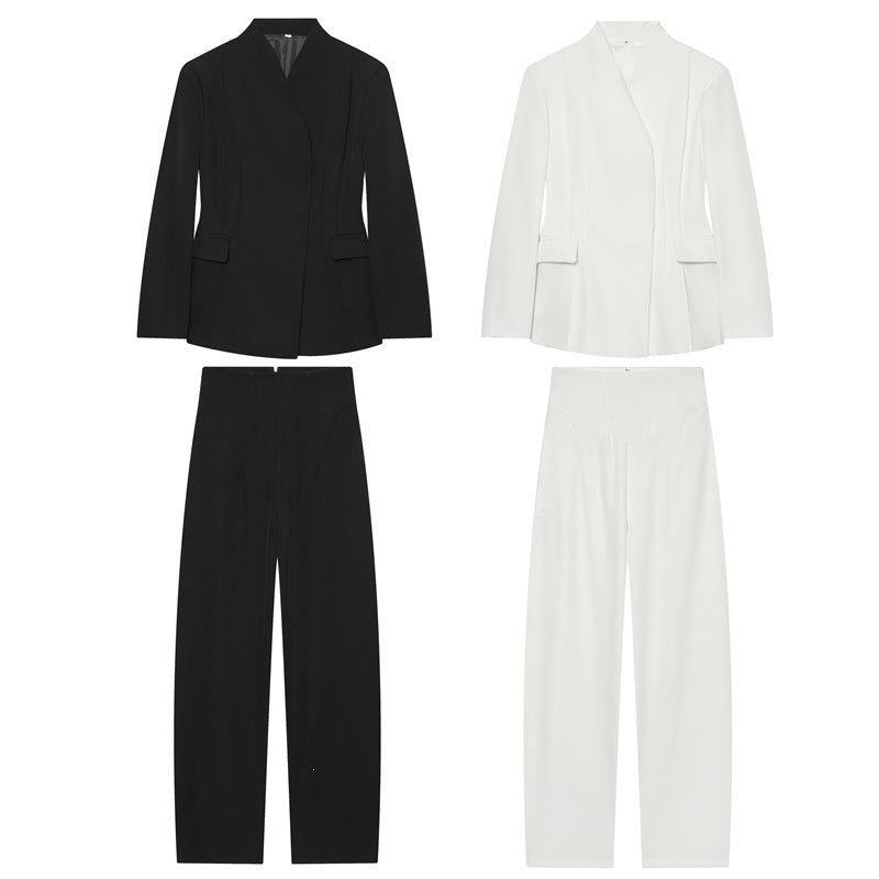 Damen Taillierter kragenloser Blazer mit Pattentaschen und feiner Teilungsnaht Shop Nory