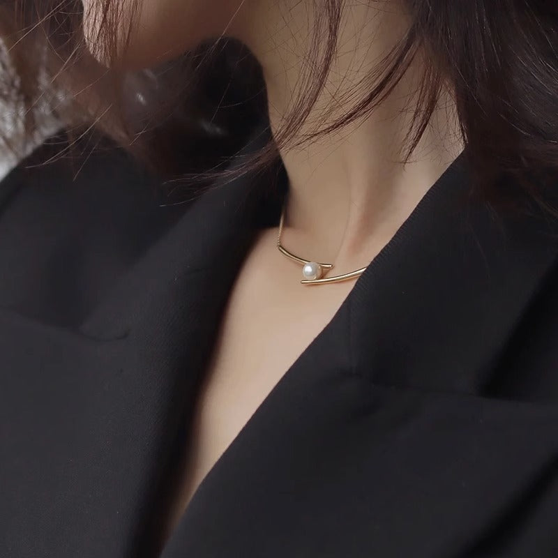 Damen Halskette mit modernem Perlen- und minimalistischem Design Shop Nory