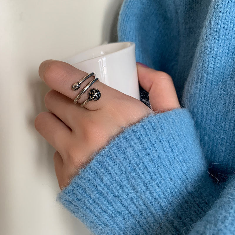 Damenring mit minimalistischer Katzenmotiv und verspieltem Charme Shop Nory