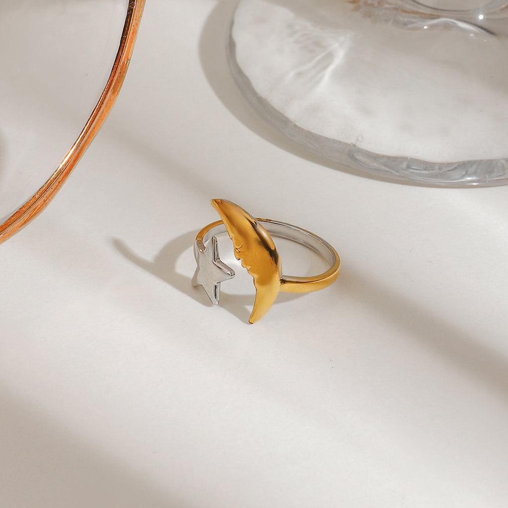 Damen Schmuckring mit minimalistischem Mond und Stern Design Shop Nory