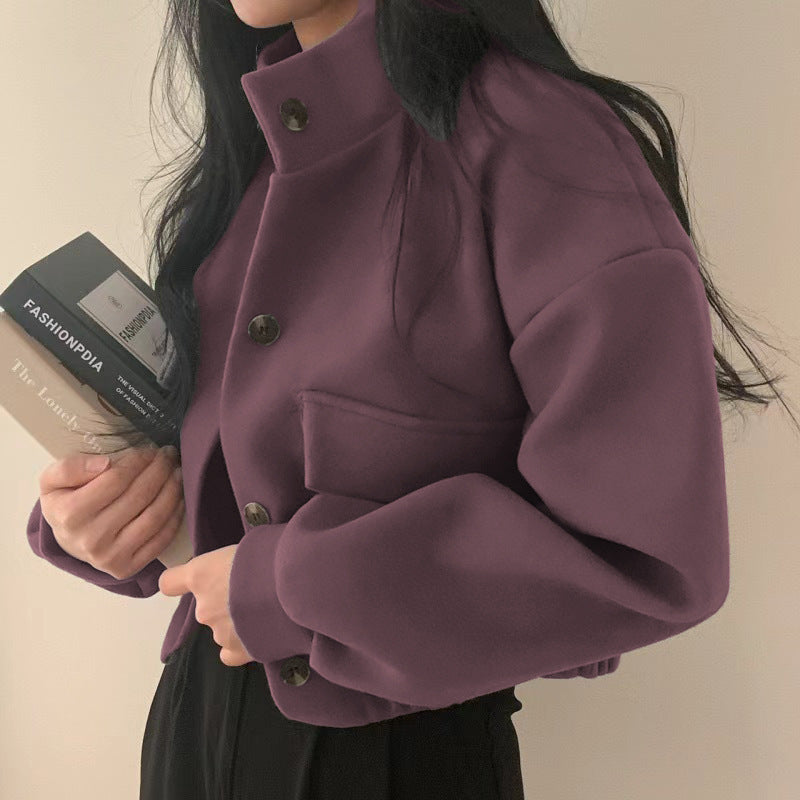 Damen cropped Bomberjacke mit voluminösen Ärmeln und praktischen Taschen