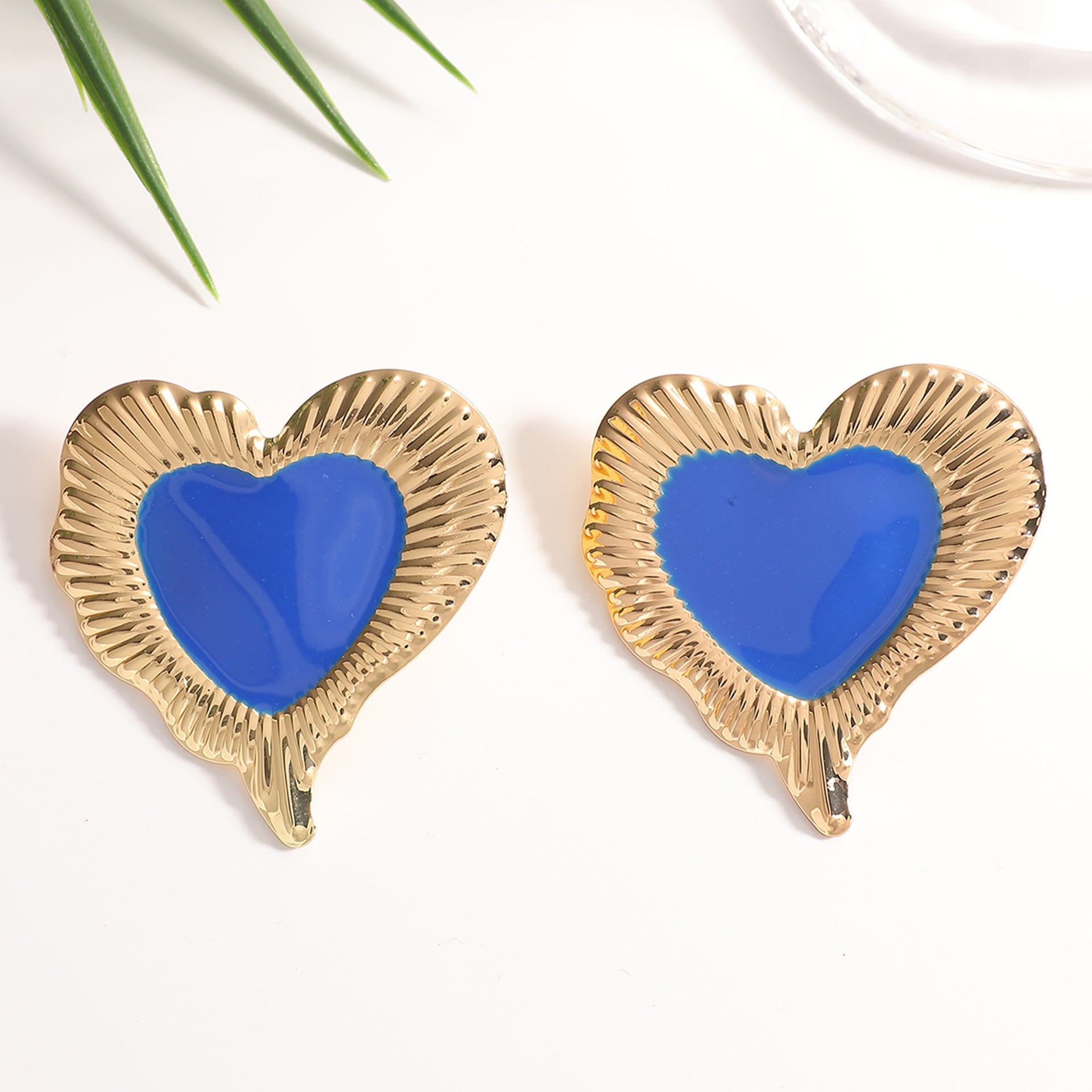 Damen Ohrringe im herzförmigen, glamourösen Design Shop Nory