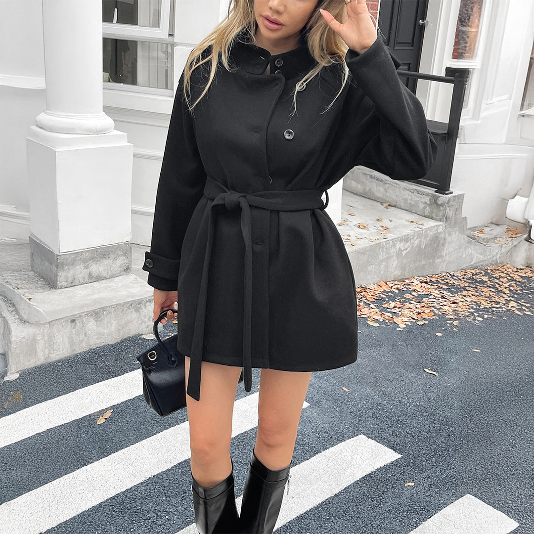 Damen nan taillierter Kurzmantel mit Stehkragen, Bindegürtel und Raglanärmeln Shop Nory