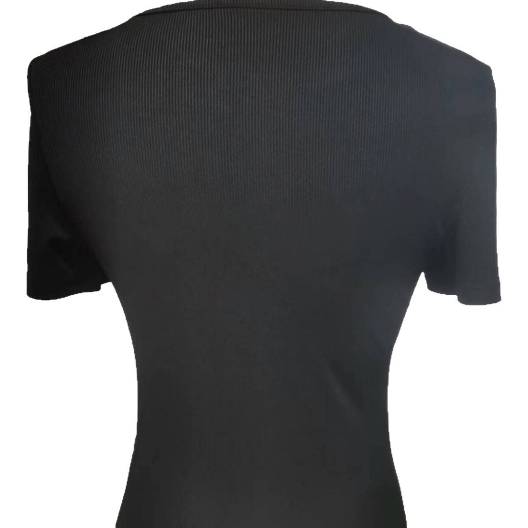 Damen Kurzarm Shirt mit dekorativen Knopfdetails