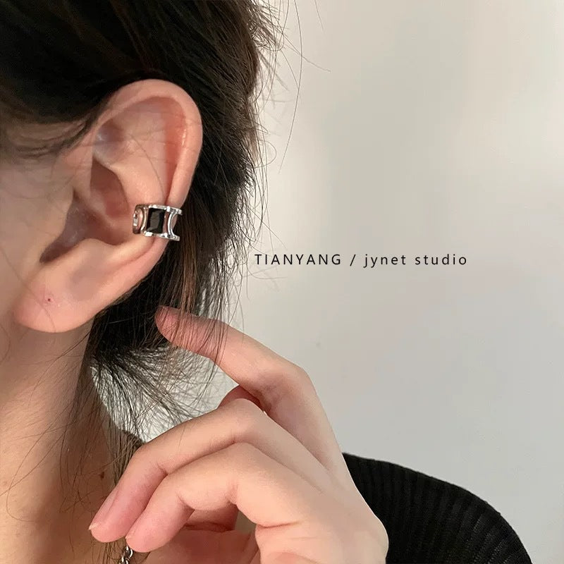 Damen Ring mit luxuriösem, quadratischem Onyx und filigraner Detailverarbeitung Shop Nory