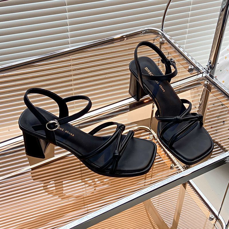 Damen Sandaletten mit eleganten Riemchen und Blockabsatz