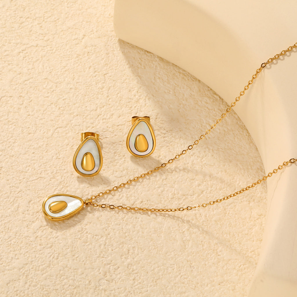 Damen Schmuckset mit luxuriösem Tropfenanhänger und passendem Ohrstecker Shop Nory