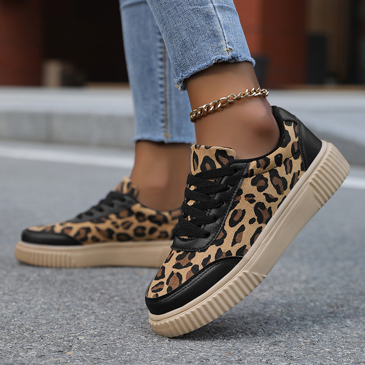 Damen Sneaker im trendigen Leopardenmuster mit bequemer Dämpfung